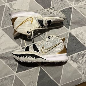 Kyrie 7 Basketball shoes